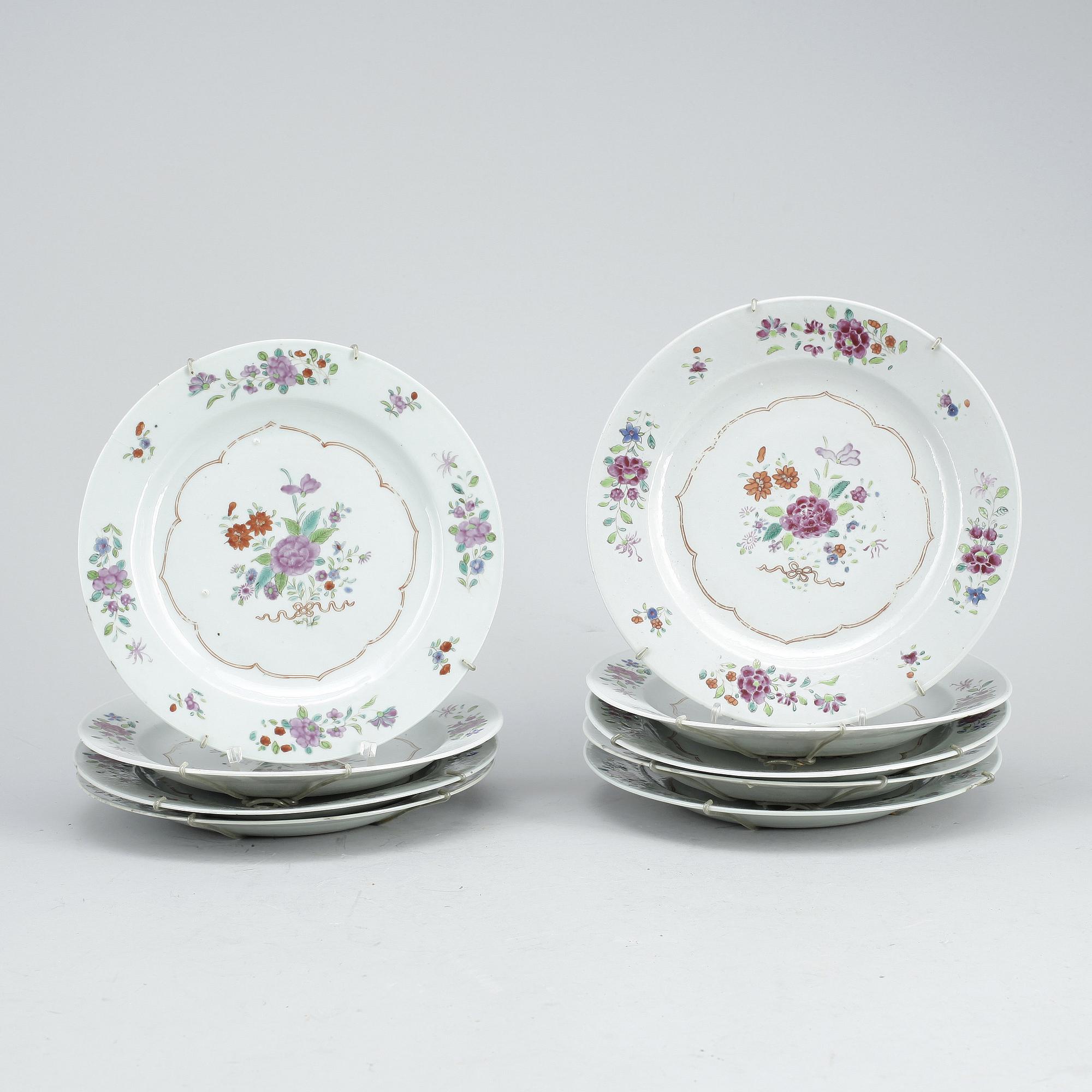 TALLRIKAR, 9 st, porslin, Kina, Qianlong (1736-1795).
