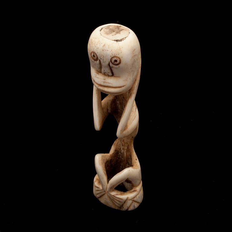 AFRIKANSK SKULPTUR, ben, 1900-tal.