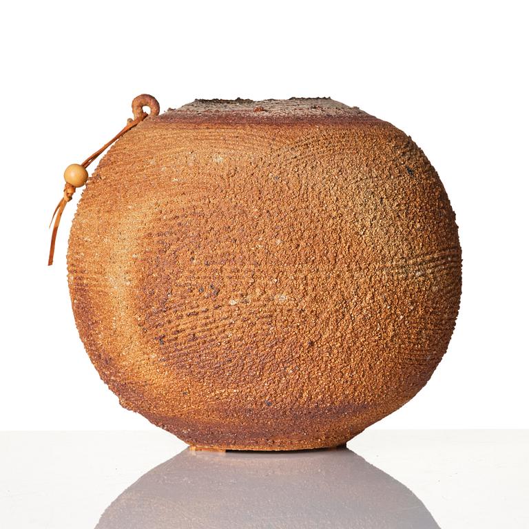 Iskandar Jalil, a stoneware urn, Singapore 1970s-80s.