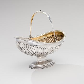 A BREAD BASKET, silver, St.Petersburg 1827, Carl Gustaf Savary.