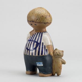 LISA LARSON,