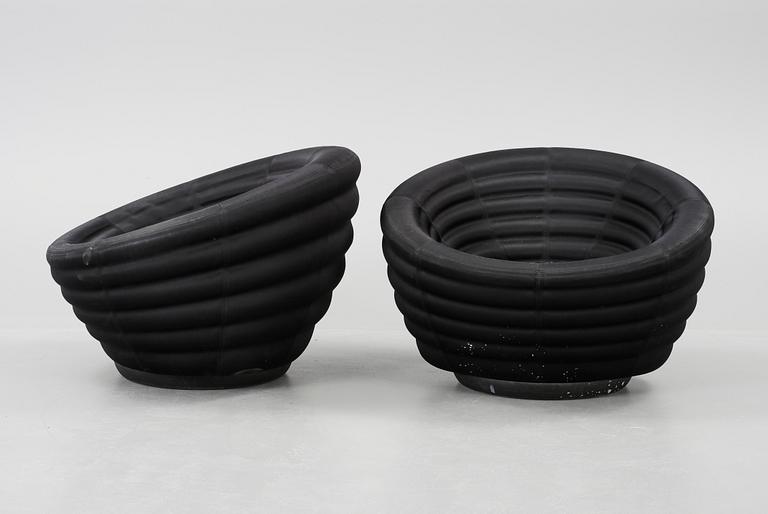 FÅTÖLJER, ett par, "Blow", Johannes Foersom & Peter Hiort-Lorenzen för Hay, Danmark, 2000-tal.