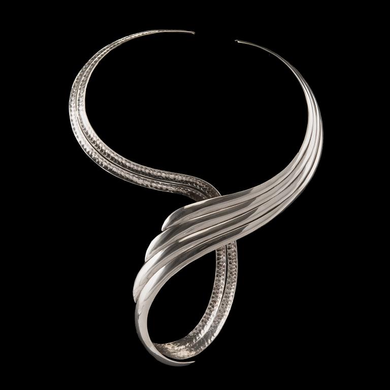 Paula Häiväoja, A NECKLACE, silver, A. Tillander, Helsinki 1974.