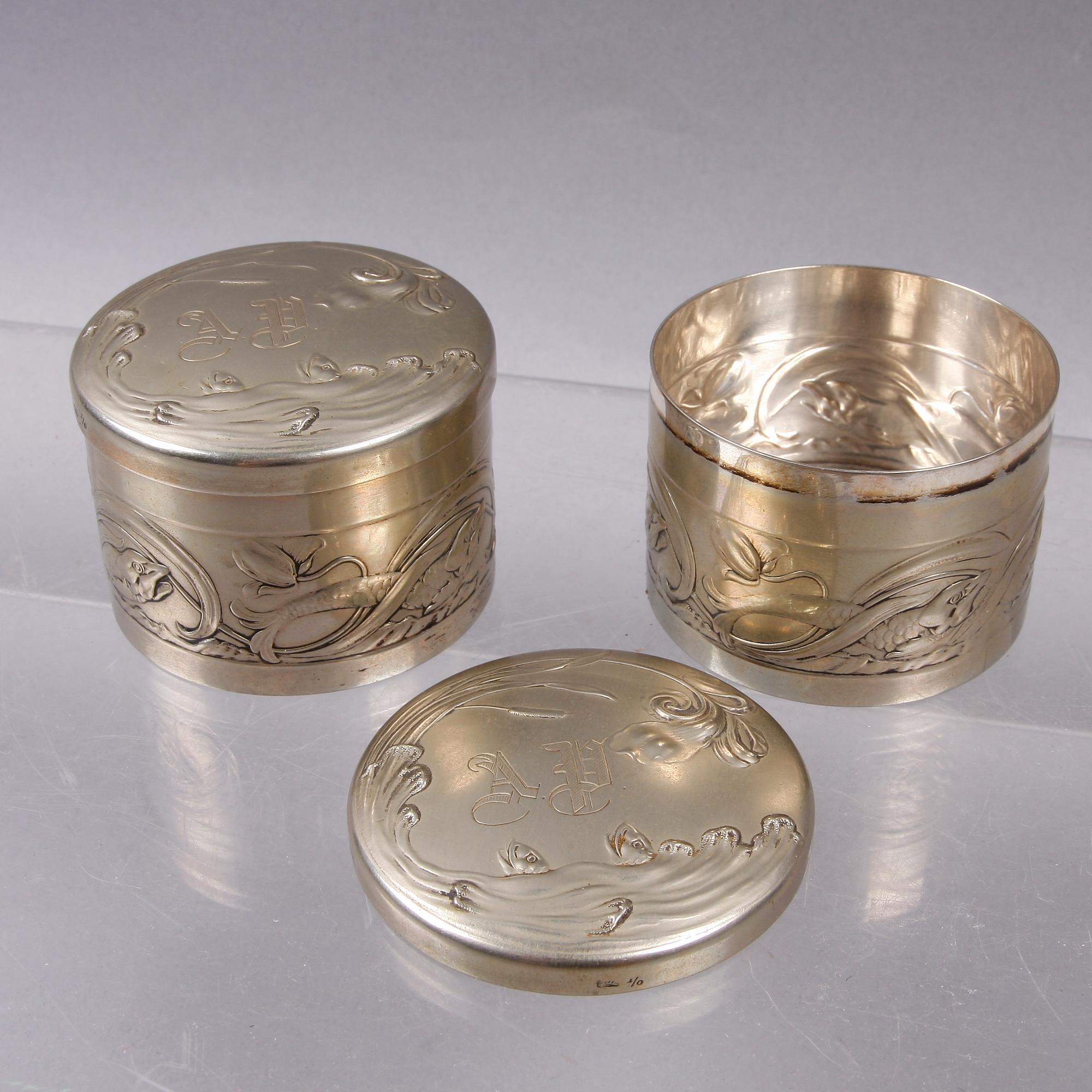 LOCKASKAR, 2 st, vitmetall, WMF, Tyskland, jugend, 1900-talets första hälft.