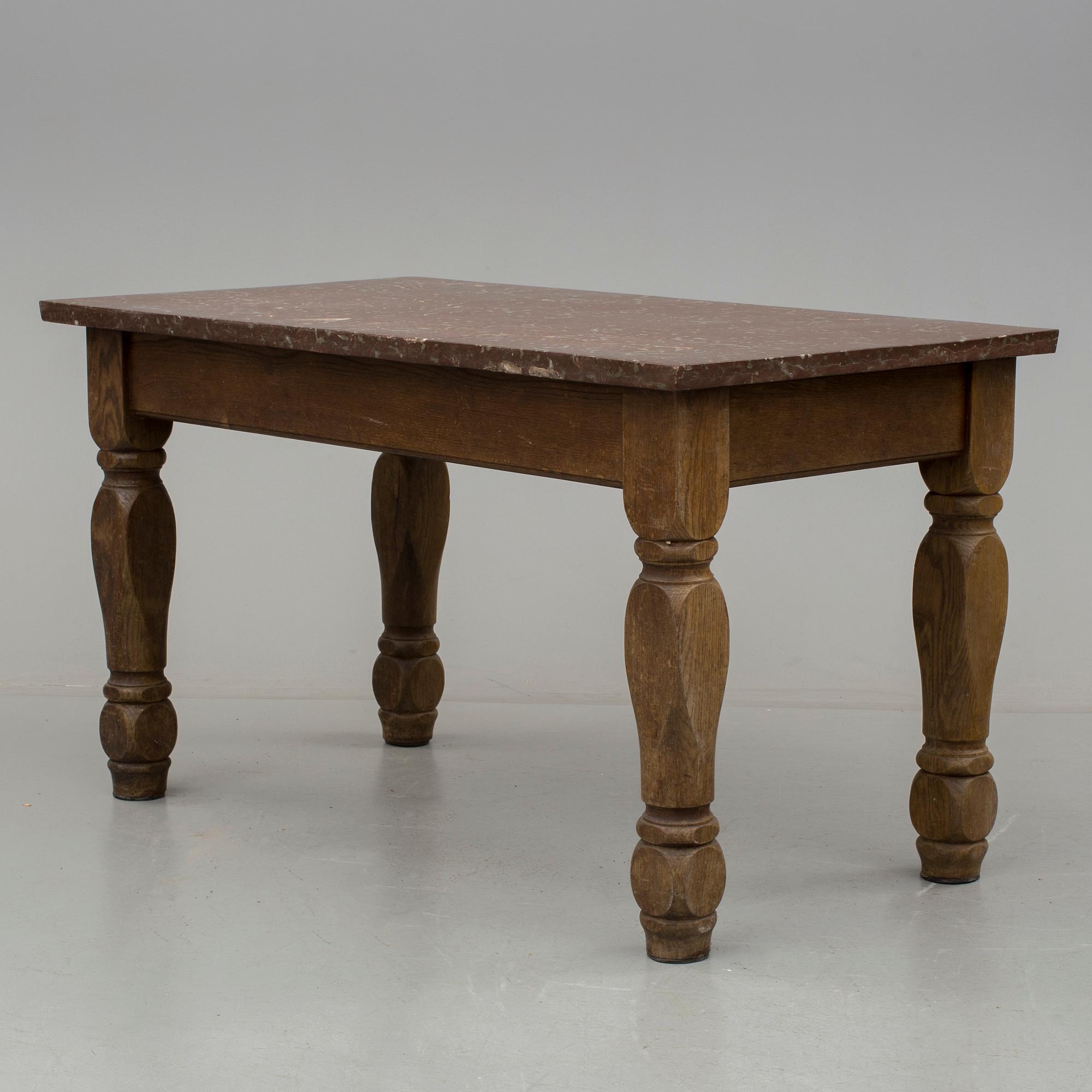 BORD, 1700- samt 1900-tal.