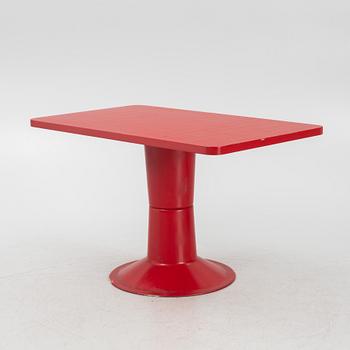 Yrjö Kukkapuro, a 'Saturnus' table, Haimi, Finland, 1970's.