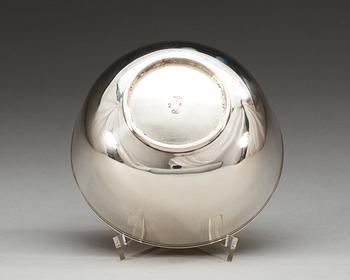 A Swedish 18th century silver bowl, makers mark of Stephan Westerstråhle, Stockholm 1797.