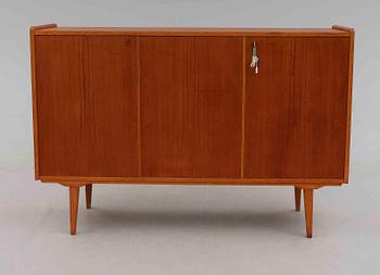 SIDEBOARD, 1900-talets andra hälft.