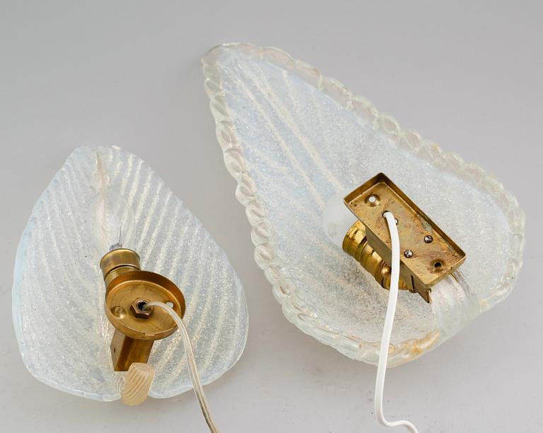 VÄGGLAMPETTER, 2 st, glas, 1900-talets mitt.