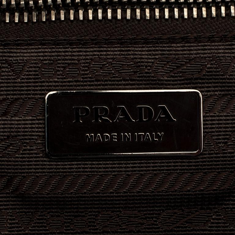 VÄSKA, Prada.
