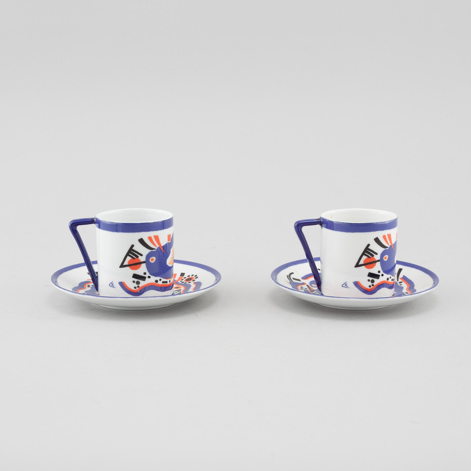 A pair of coffee cups with motiv by Wassily Kandinsky from 21th century.