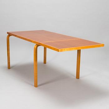 Alvar Aalto, a mid-20th-century 'DL82' dining table for O.Y. Huonekalu-ja Rakennustyötehdas A.B.