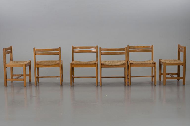 A SET OF 6 "ASSEBO" CHAIRS BY BÖRGE MOGENSEN.