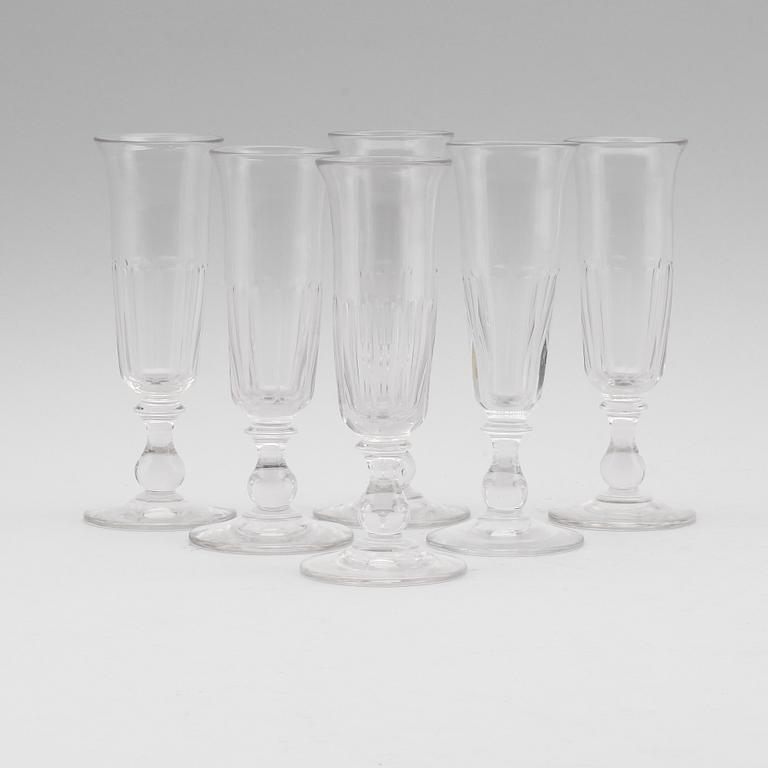 CHAMPAGNESTRUTAR, 6 st, glas, 1800-talets andra hälft.
