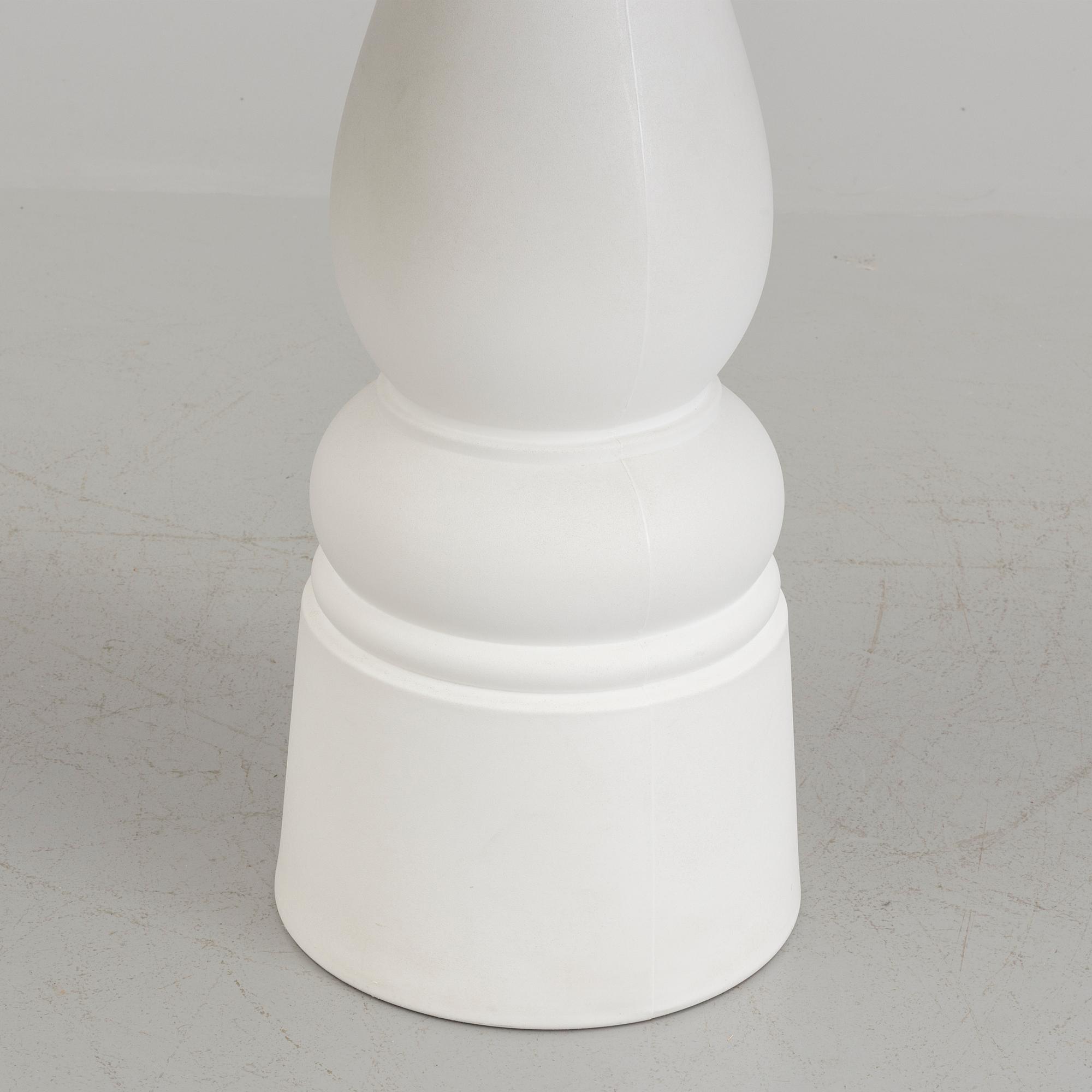 MARCEL WANDERS, a 'Container New Antiques' table by Moooi.