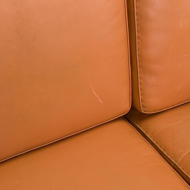 Ilmari Tapiovaara, sohva / nojatuoleja 3 kpl, valmistaja Lukkiseppo, 1900-luvun puoliväli.