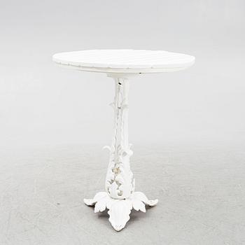 A café table, early 20th Century.