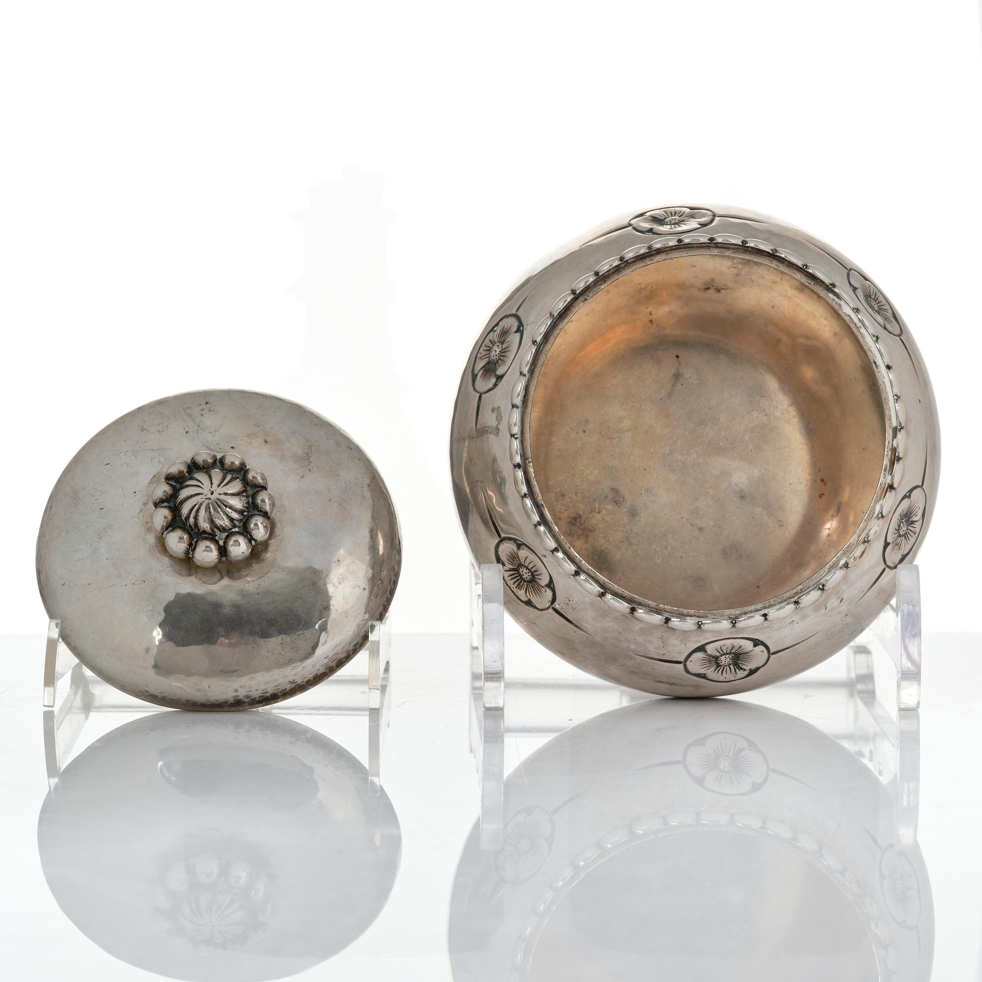 K. Andersson, a lidded silver sugar bowl, Art Nouveau, Stockholm 1919.