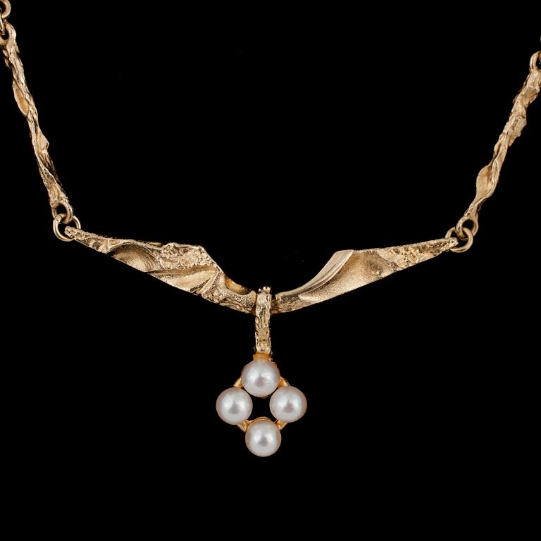 COLLIER, 18k guld, "Pearlflower" Björn Weckström, Fyrklövern Lapponia, Finland 1999. Tot vikt 10,9g.