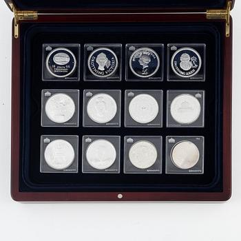Medaljer,  24 st, silver, "Konungaätten Bernadotte", Mynthuset Sverige.