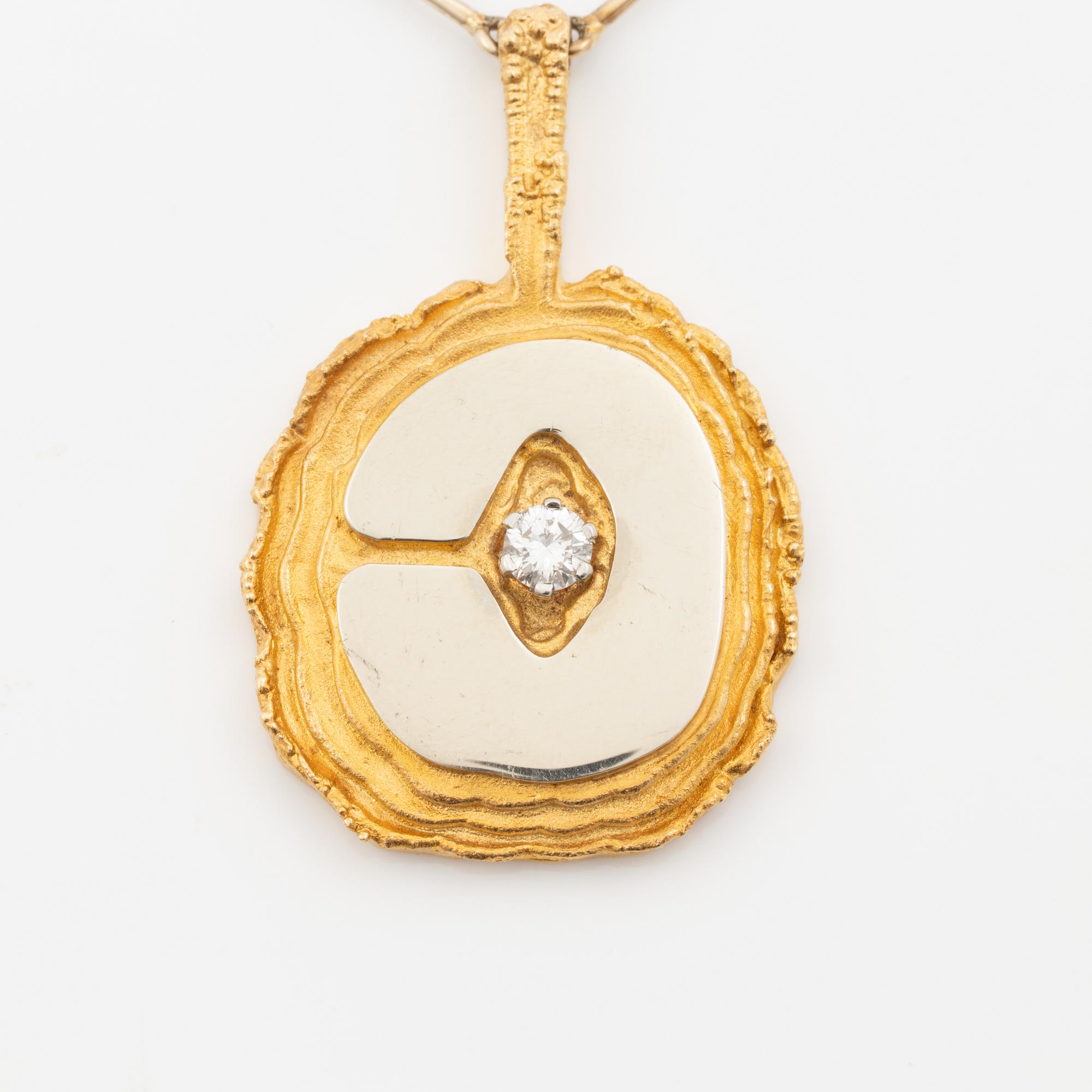 Juhani Linnovaara, necklace 18K gold and brilliant-cut diamond. Lapponia 1977.