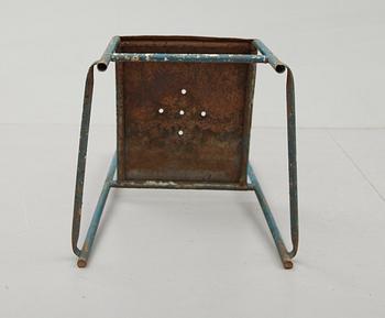 STOLAR, 4 st, industrimodell, märkta B W, 1900-talets första hälft.