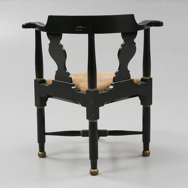 PUDERSTOL, 1800-tal.