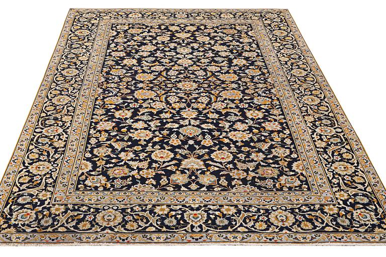 A carpet, Kashan, c. 299 x 217 cm.