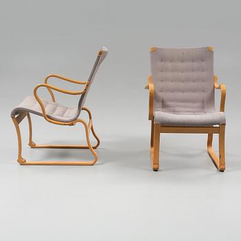 FÅTÖLJER, ett par, "Mina", Bruno Mathsson, 1900-talets andra hälft.