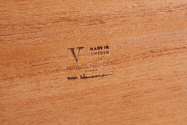 STOLAR, 3 st. Viskadalens möbelindustri, Kinna. Formgivare: Hans Olsen, Danmark.