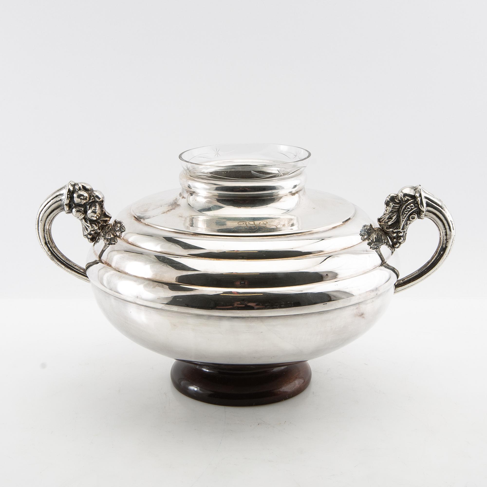 Vase mid-20th century Påhlman silverplate.