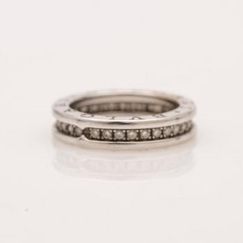 Bulgari, ring, 18K white gold with brilliant-cut diamonds.