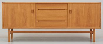 SIDEBOARD, "Arild", Nils Jonsson för Troeds möbler, Bjärnum, 1960/70-tal.