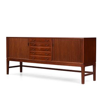 353. Ole Wanscher, sideboard, snickarmästare AJ Iversen, Danmark 1950-tal.