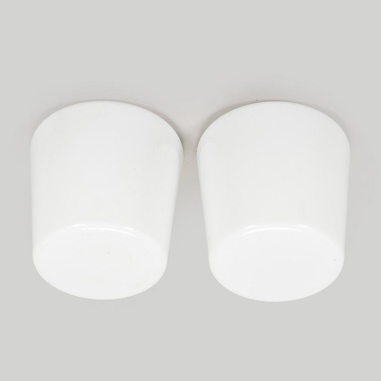 Paavo Tynell, kattovalaisinpari, malli 80119 (80112-25), Idman 1900-luvun puoliväli.