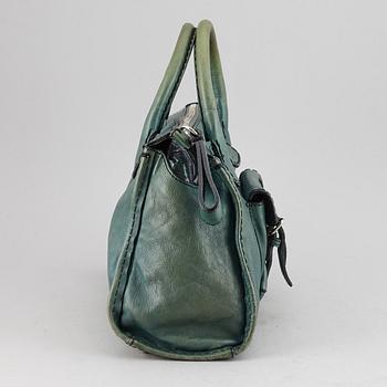 CHLOÉ, a green leather bag.