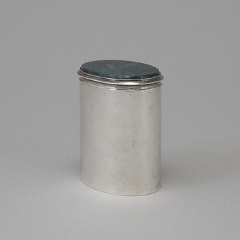 ATELIER BORGILA, burk med lock, silver 925/1000 och agat, Stockholm 1968.