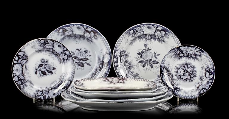 MATSERVIS, 159 delar, fajans, Villeroy & Boch, 1800-talets andra hälft.