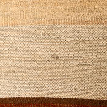 Elsa Kallio, A 1930's flat weave carpet for Kotilieden aitta. Circa 330 x 205 cm.