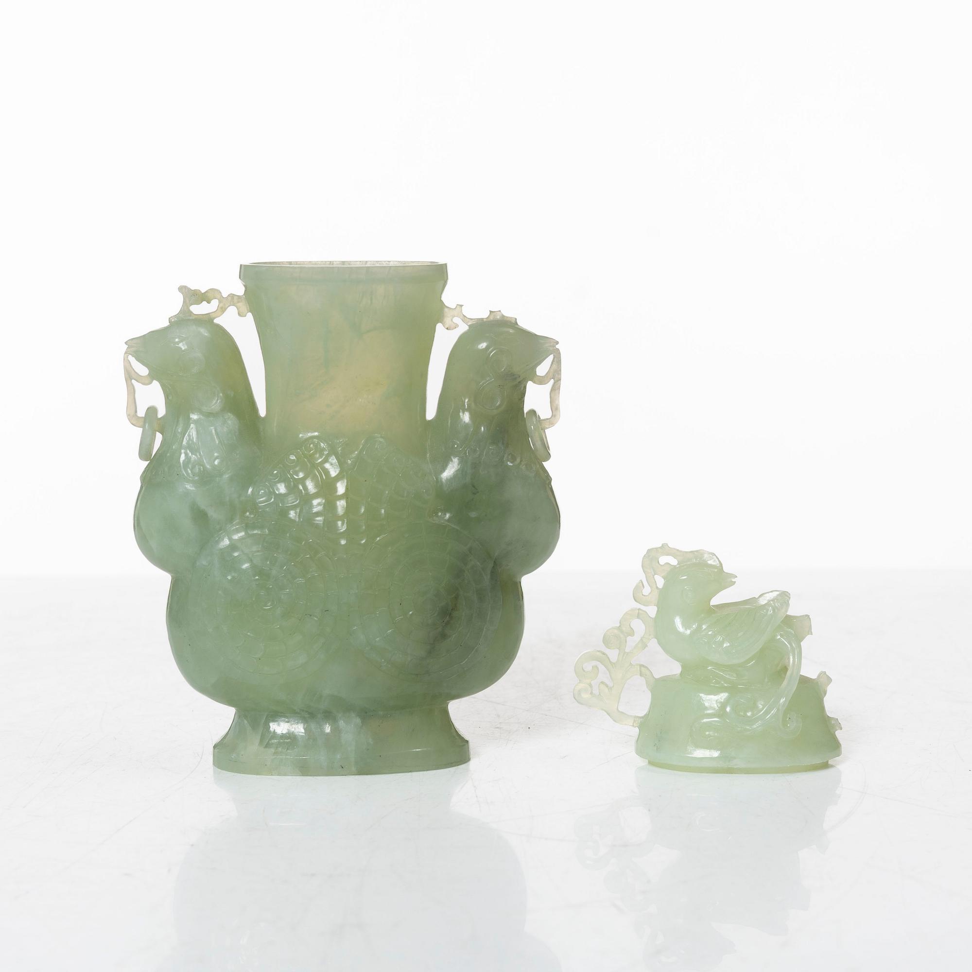 A Chinese urn with cover / censer, green stone, 20th century.