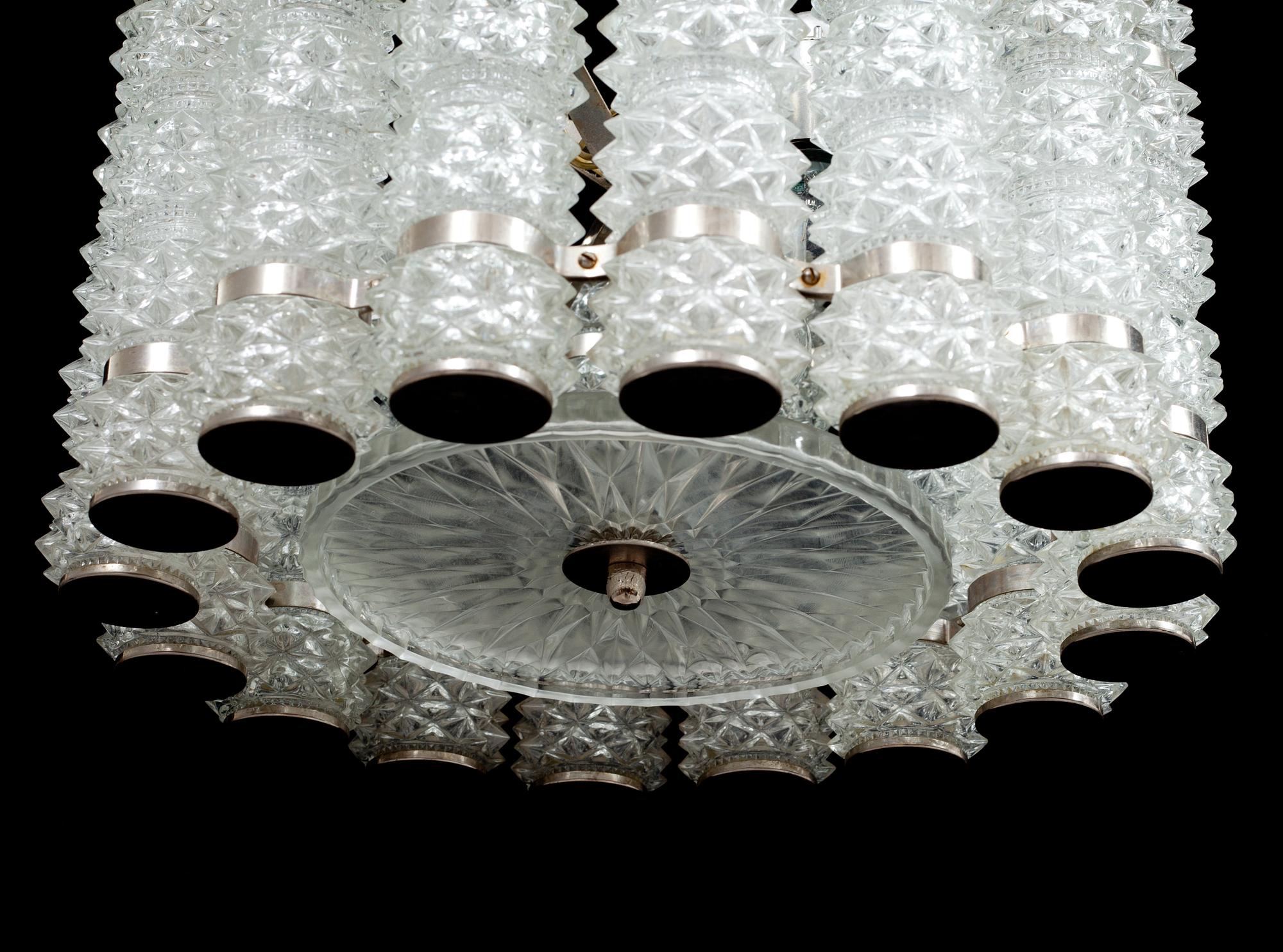 TAKLAMPA, etikettsmärkt konsthantverk Tyringe, h 60.