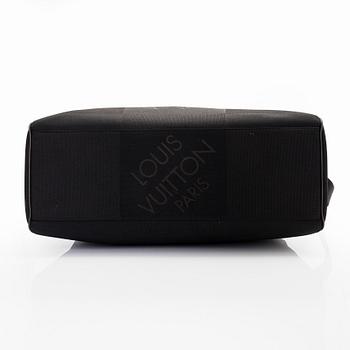 Louis Vuitton, a Geant 'Albatros' Weekendbag.