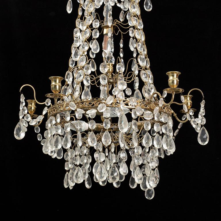A mid 20th century gustavian style chandelier.