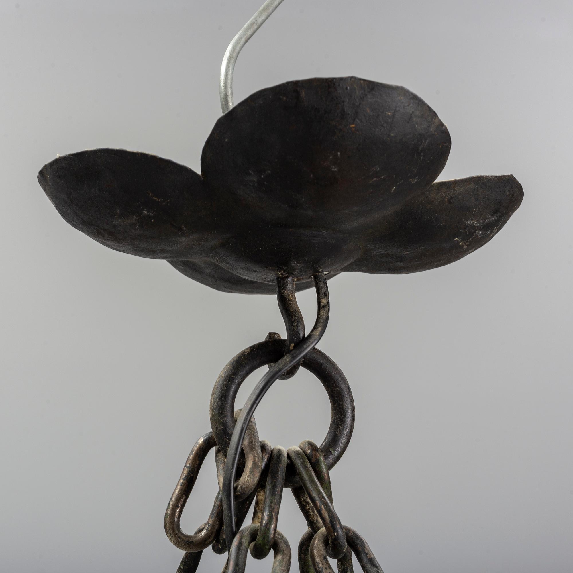 TAKLAMPA, 1900-talets första hälft.