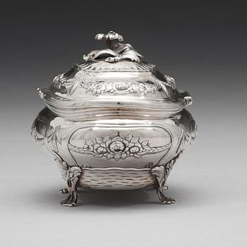 A Swedish 18th century silver sugar-casket, mark of Andreas Reutz, Gothenburg 1776.