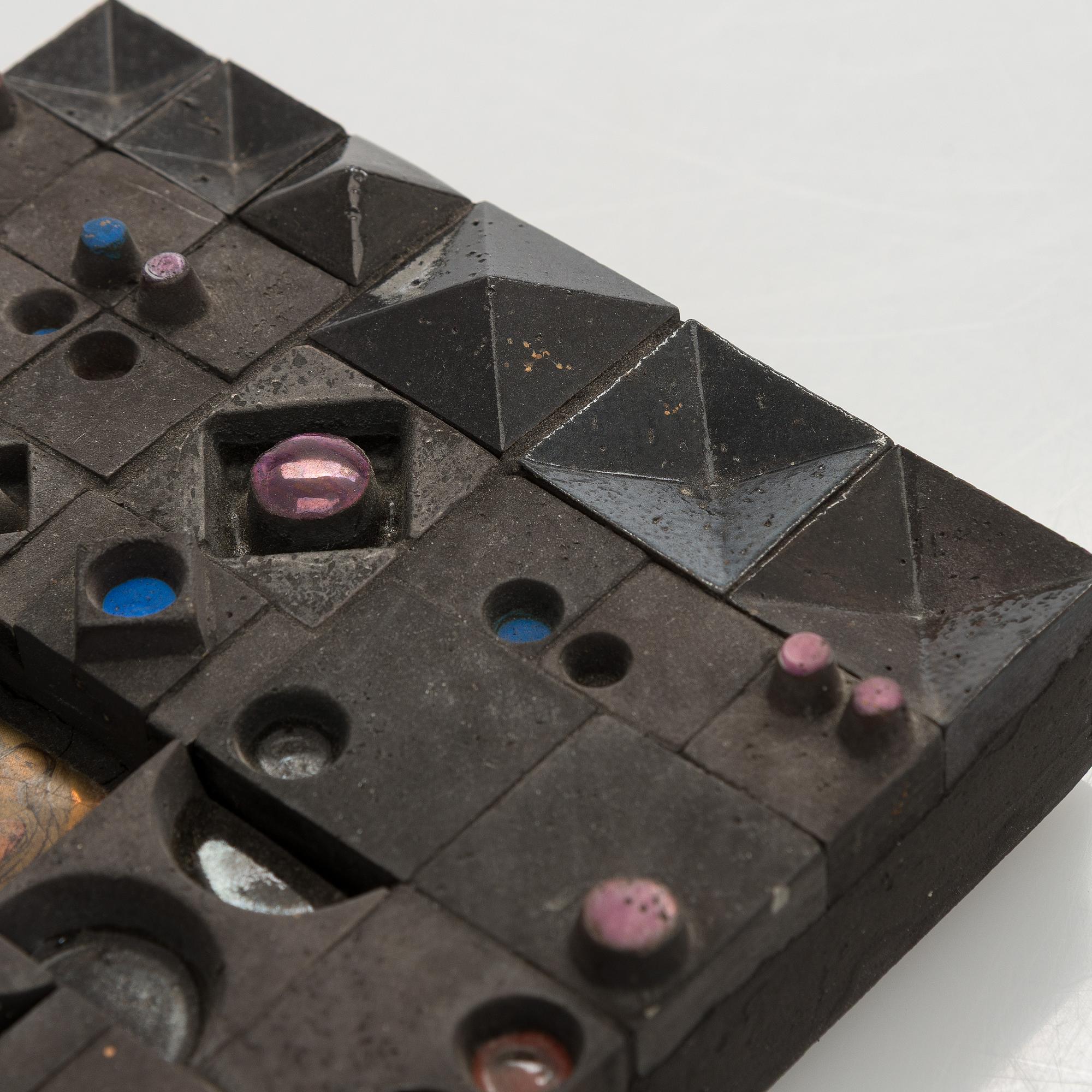 Rut Bryk, relief, keramik, signerad Rut Bryk.