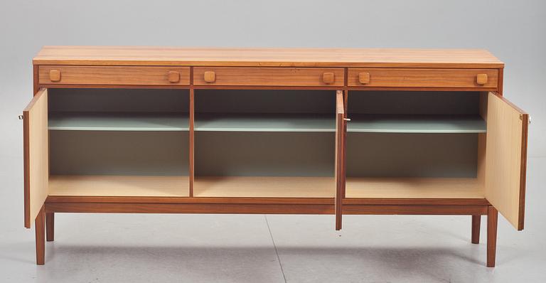 SIDEBOARD, Ulferts, Tibro, Sverige 1960-tal.