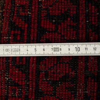 MATTA, Old Afghan, ca 275 x 230 cm.