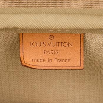 Louis Vuitton, A Monogram 'Deauville' Bag.