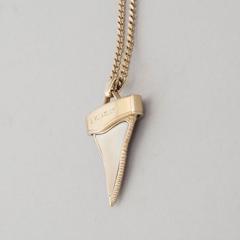 a Givenchy 'Shark tooth' necklace.